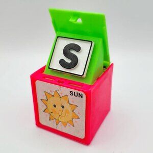1972 Mattel Alphabet Pop Up Block Toy Plastic Vintage Letter Learn School Sun